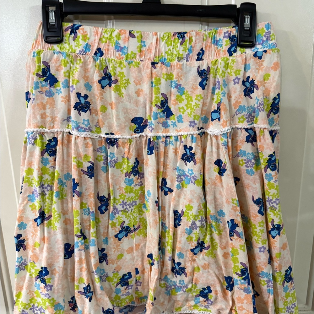 Her Universe Disney Floral Stitch A-Line Skort with Character Print!